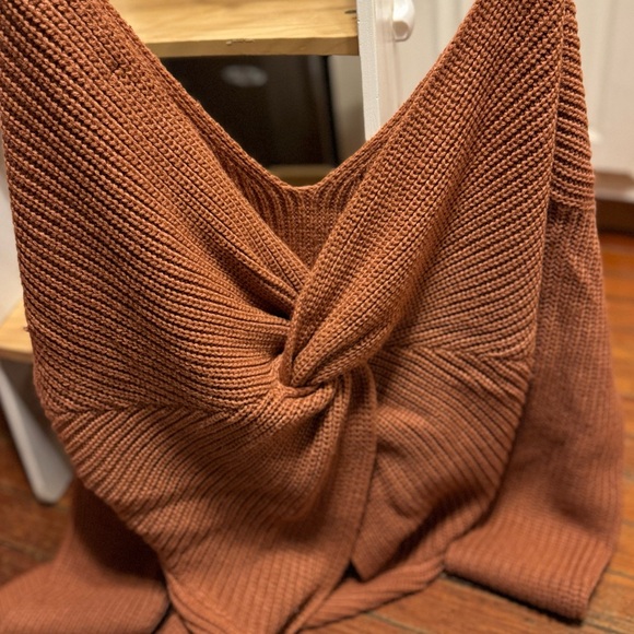 - Brown Twist Front Sweater - Picture 1 of 3